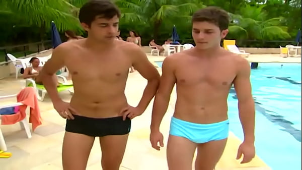 Klebber Toledo de sunga em Malhaccedilatildeo 2007