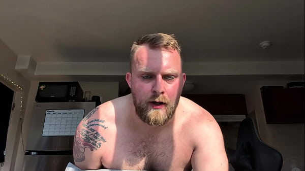 SWEATY Straight Guy POUNDING BOTTOMPOV