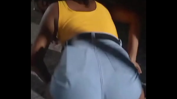 Preta De Cacheado Danccedilando  Parte 1