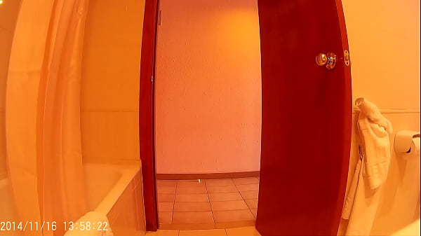 2014 1112 094944 002MOV
