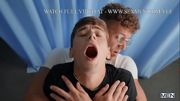 Stretch My Ass   MEN    Joey Mills  Felix Fox     stream full at  www sexmen com  yle