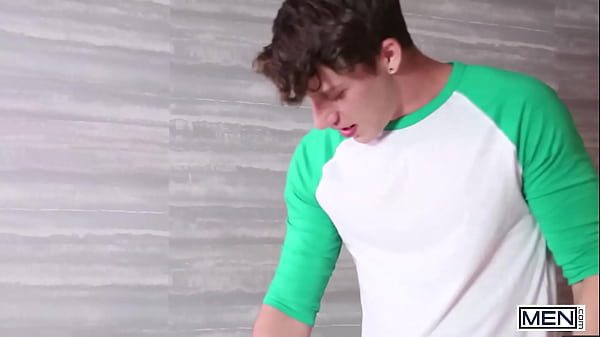 Ex Roommates Paul Canon And Diego Sans Get Hot And Sexy With Each Other   MEN